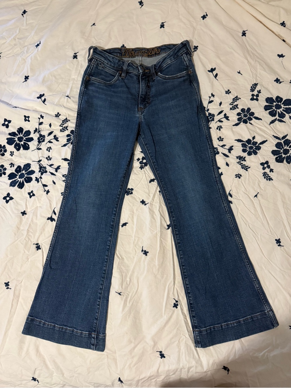 WRANGLER RETRO BAILEY HIGH RISE TROUSER JEAN - Picture 2 of 13